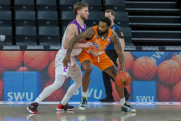 塞尔维亚紧 塞尔维亚紧