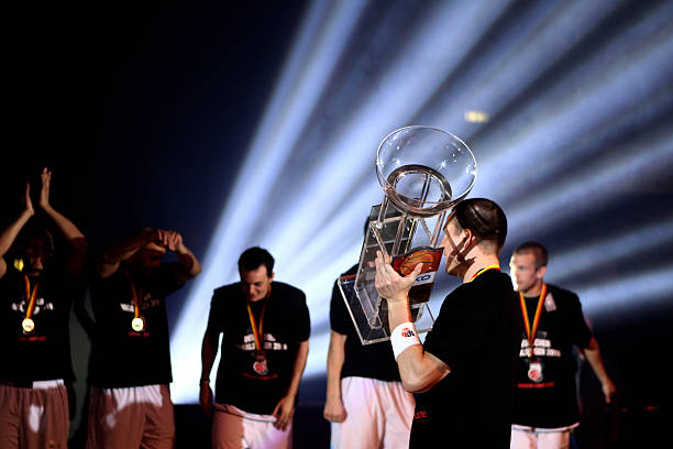 的关注与支 的关注与支