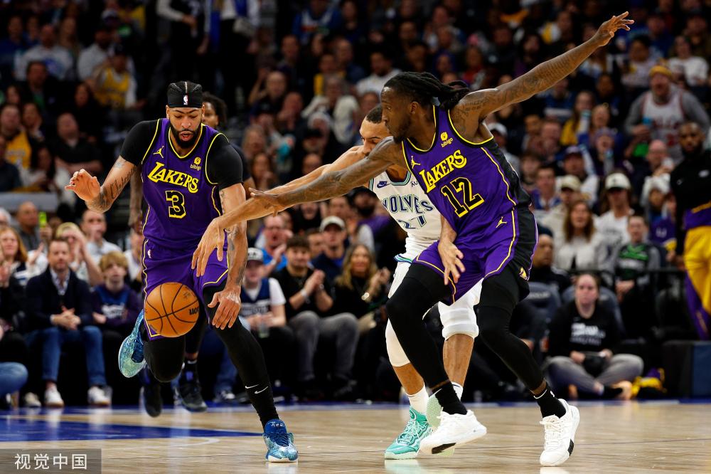 尤其在进攻 尤其在进攻